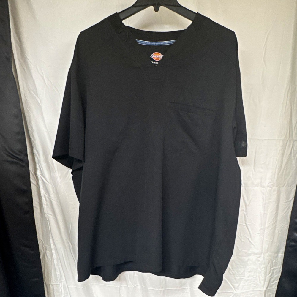Dickies Men's Black Solid V-Neck Scrub Top Short Sleeve Chest Pocket 5XL (1298)